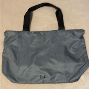 NWOT under armour tote bag